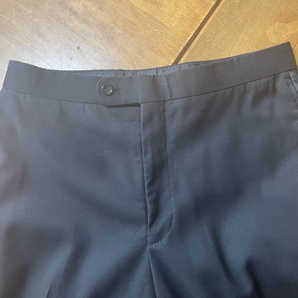 Black tuxedo - Picture 9 of 9